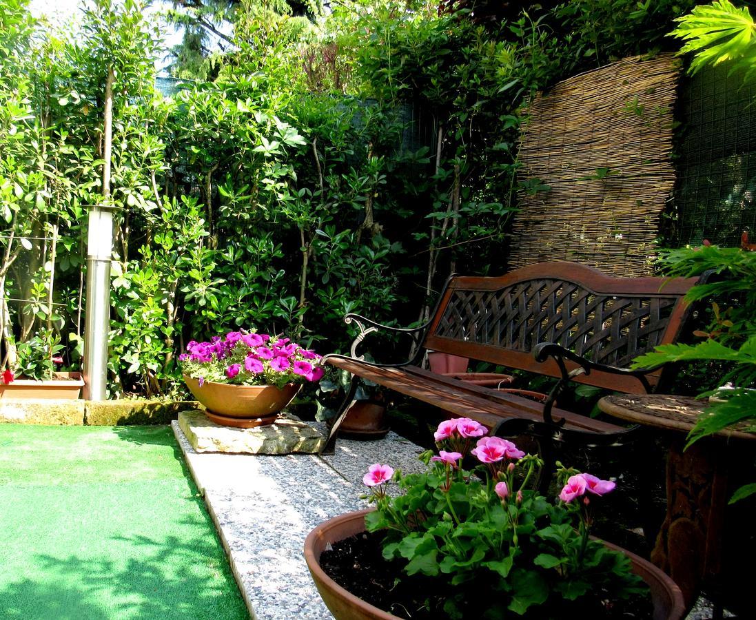 Garden Sweet House Desenzano Desenzano del Garda Exterior foto